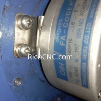 TS 5246 N 167 Tamagawa Rotary Encoder Elevator OIH100-8192P16-L6-5V